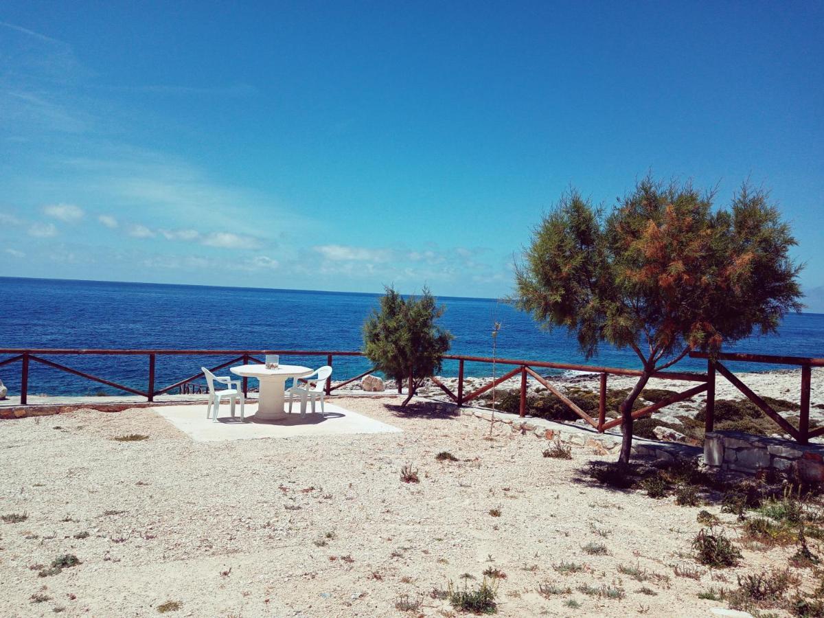 Caravan Fishing Spot Porto Roxa Agios Leon Bagian luar foto