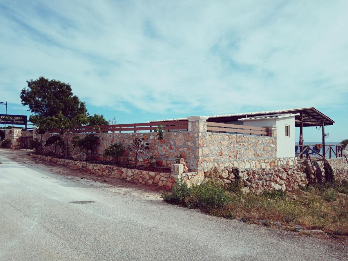 Caravan Fishing Spot Porto Roxa Agios Leon Bagian luar foto
